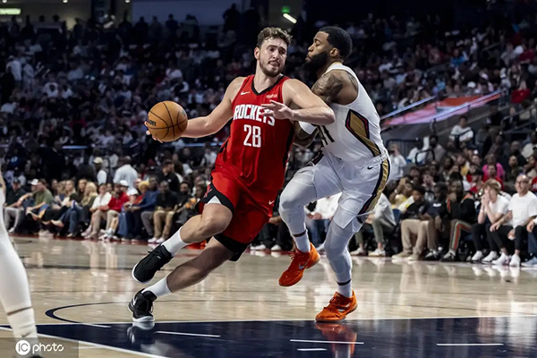 NBA季前赛综述：火箭<a href=/lanqiu_zbo/spurs/ target=_blank class=infotextkey>马刺</a><a href=/lanqiu_zbo/magic/ target=_blank class=infotextkey>魔术</a>领跑 新趋势与球队百态